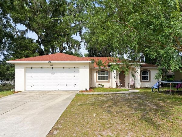 619 PINKNEY STREET , EUSTIS, FL 32726
