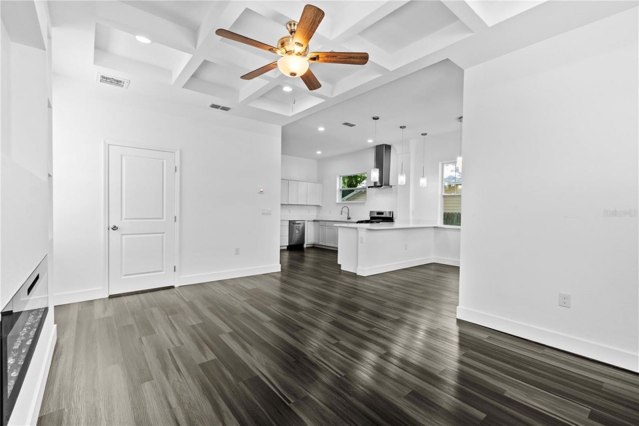 2141 Upton Court S, Saint Petersburg, FL 33712 Photo