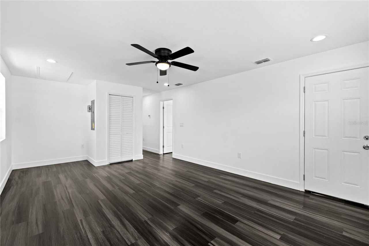 2141 Upton Court S, Saint Petersburg, FL 33712 Photo