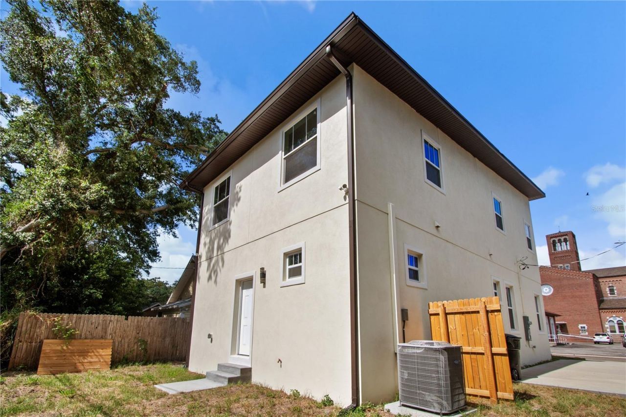 2141 Upton Court S, Saint Petersburg, FL 33712 Photo