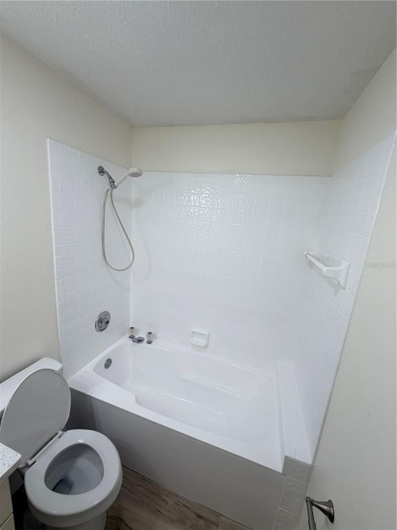 339 Pembroke Lane S, Unit 228, Venice, FL 34293 Photo