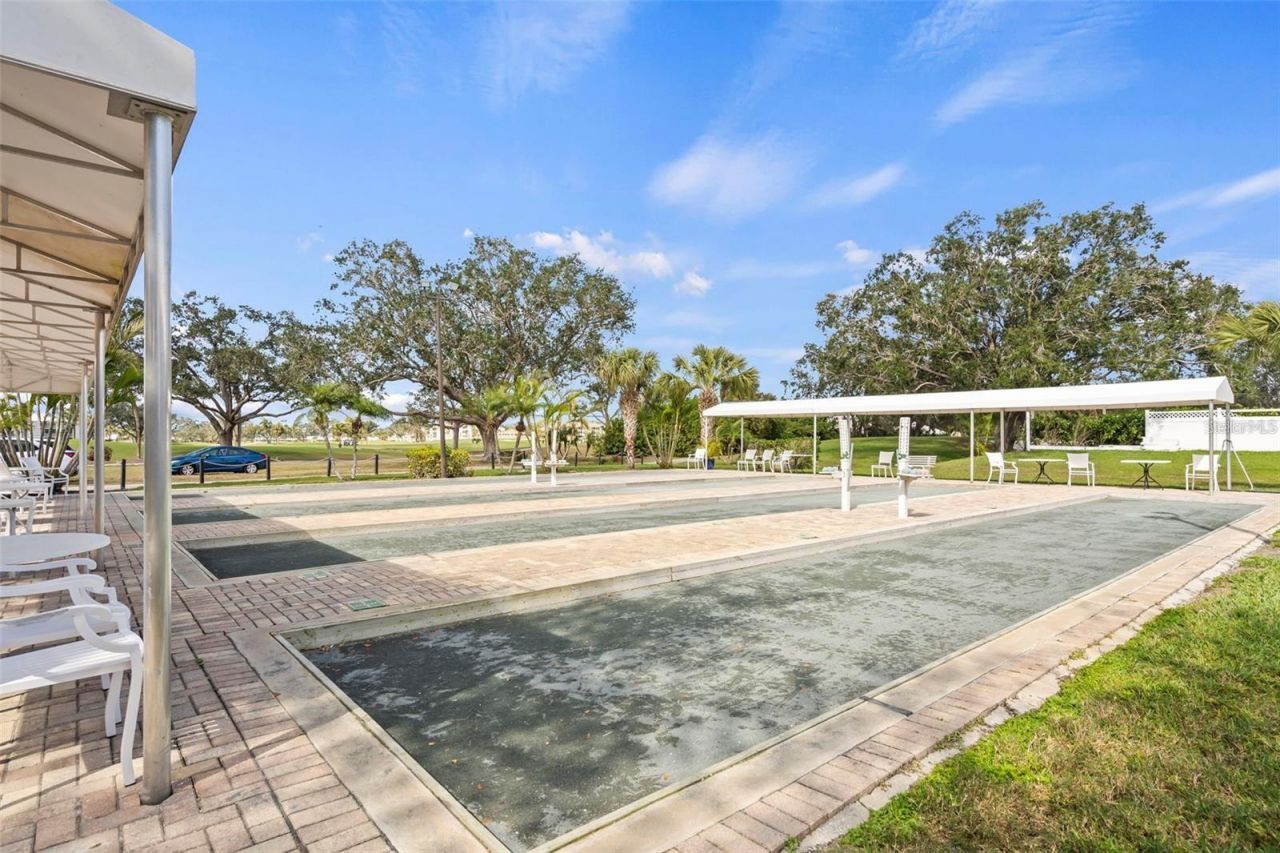 339 Pembroke Lane S, Unit 228, Venice, FL 34293 Photo