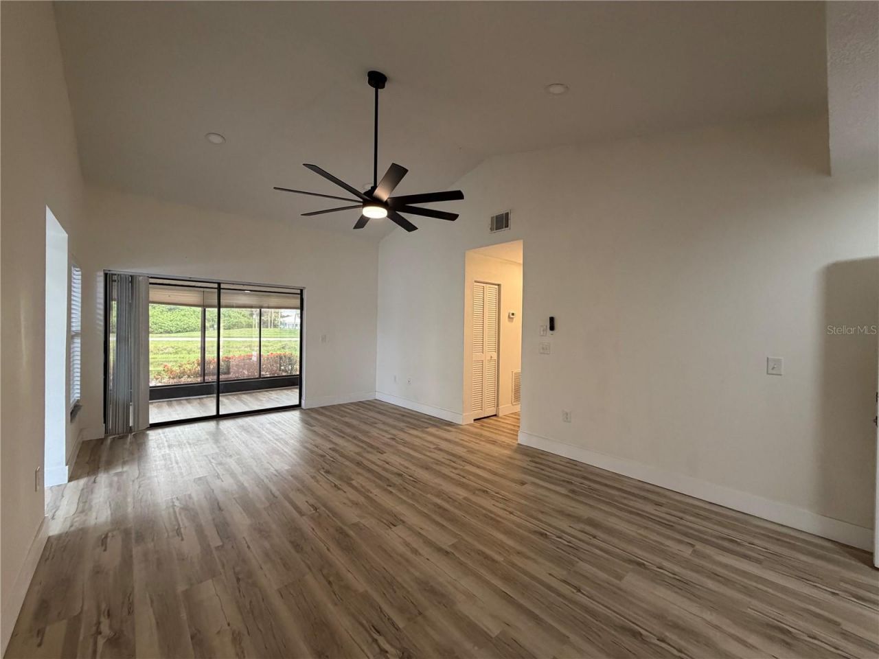 339 Pembroke Lane S, Unit 228, Venice, FL 34293 Photo