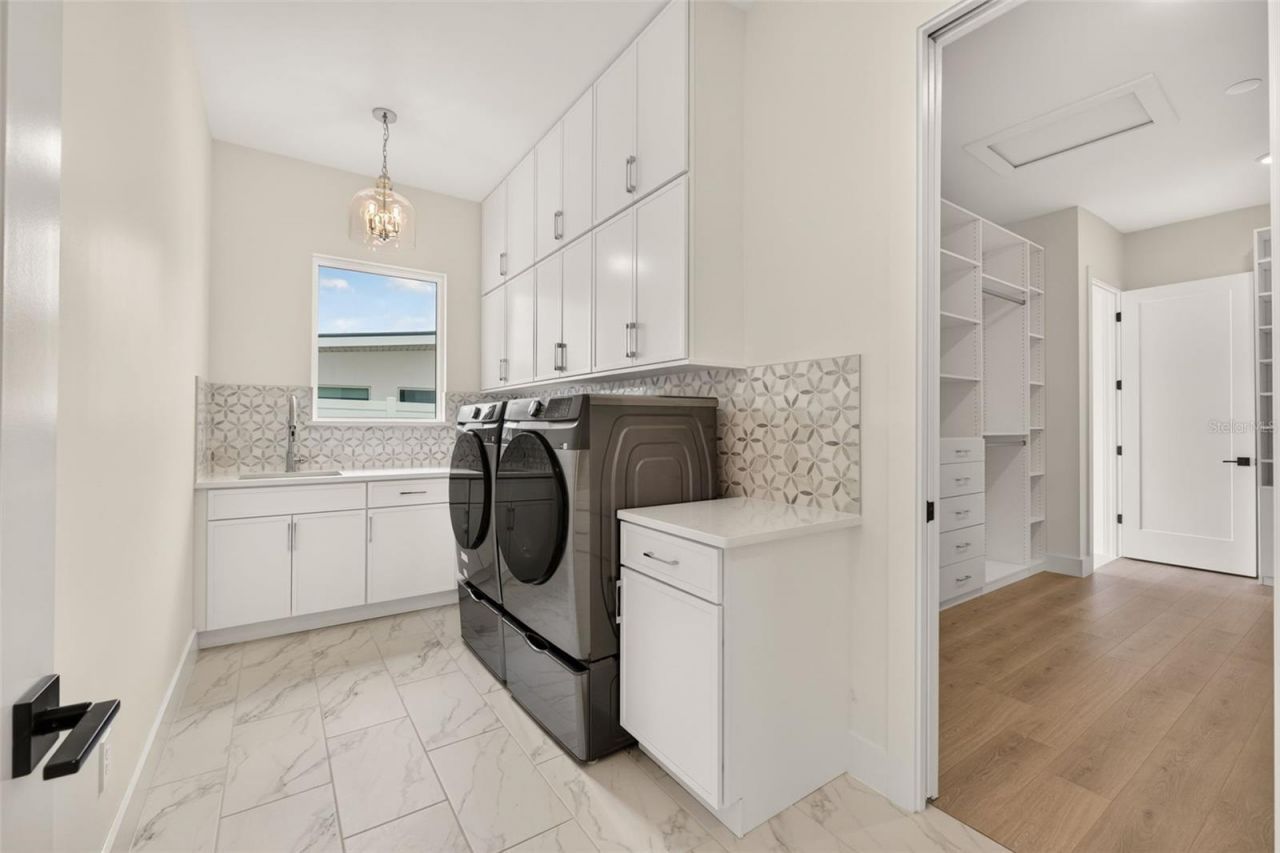 1205 Falcon Drive, Orlando, FL 32803 Photo