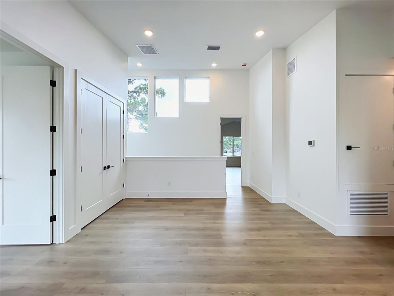 1205 Falcon Drive, Orlando, FL 32803 Photo