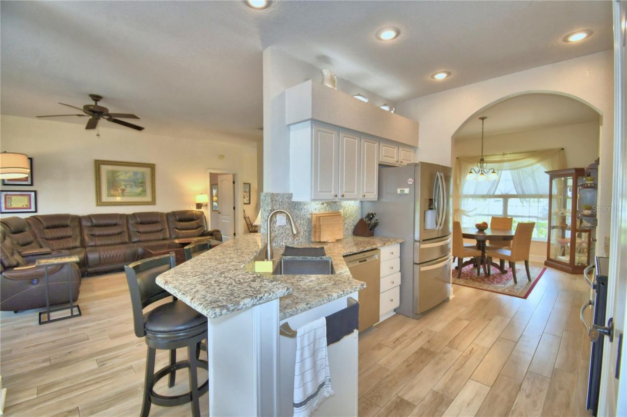 112 Waterview Circle, Auburndale, FL 33823 Photo