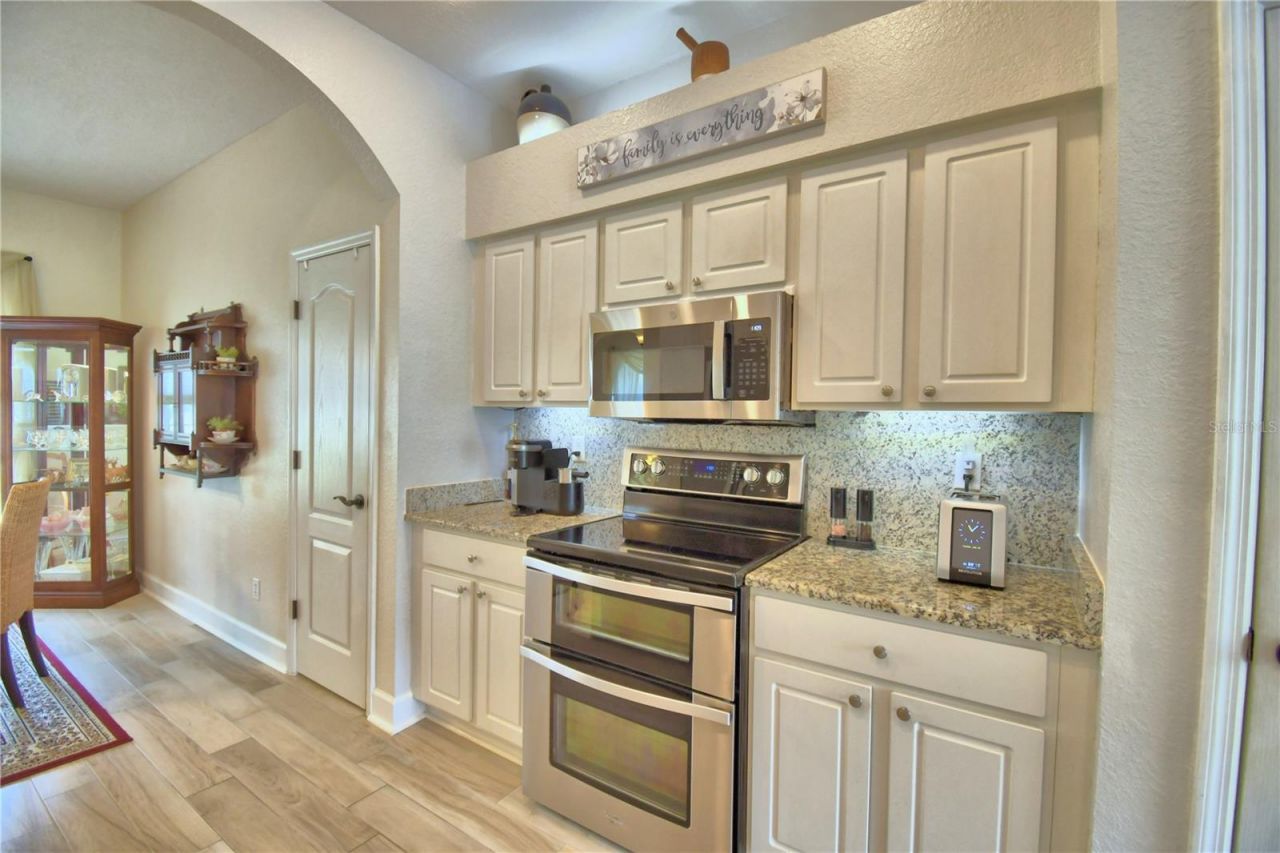 112 Waterview Circle, Auburndale, FL 33823 Photo