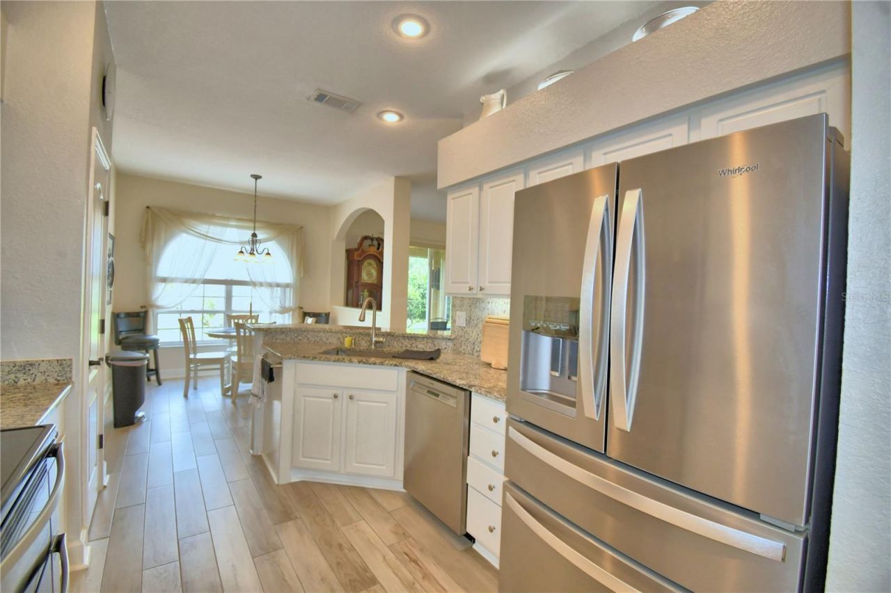 112 Waterview Circle, Auburndale, FL 33823 Photo