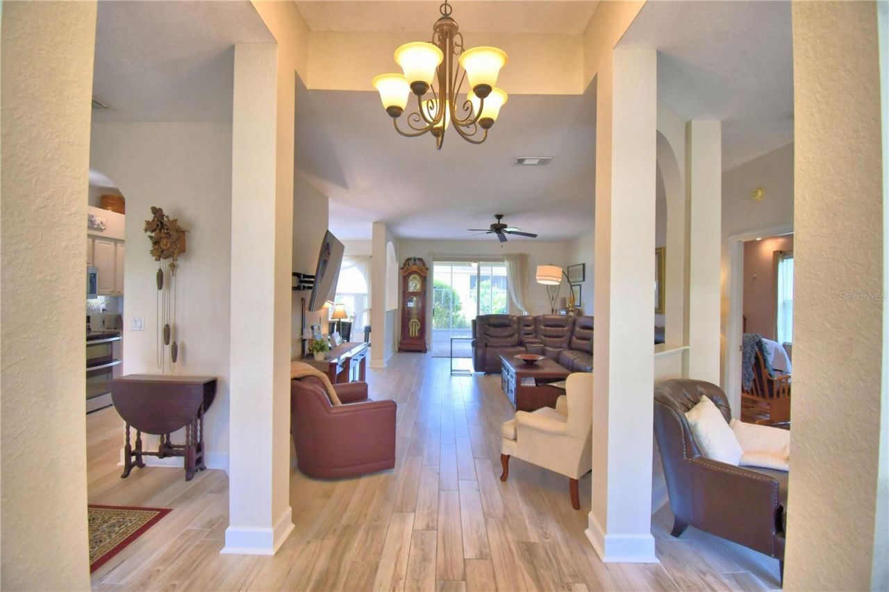 112 Waterview Circle, Auburndale, FL 33823 Photo