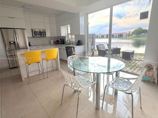11405 NW 62nd Ter , Unit 236, Doral, FL 33178