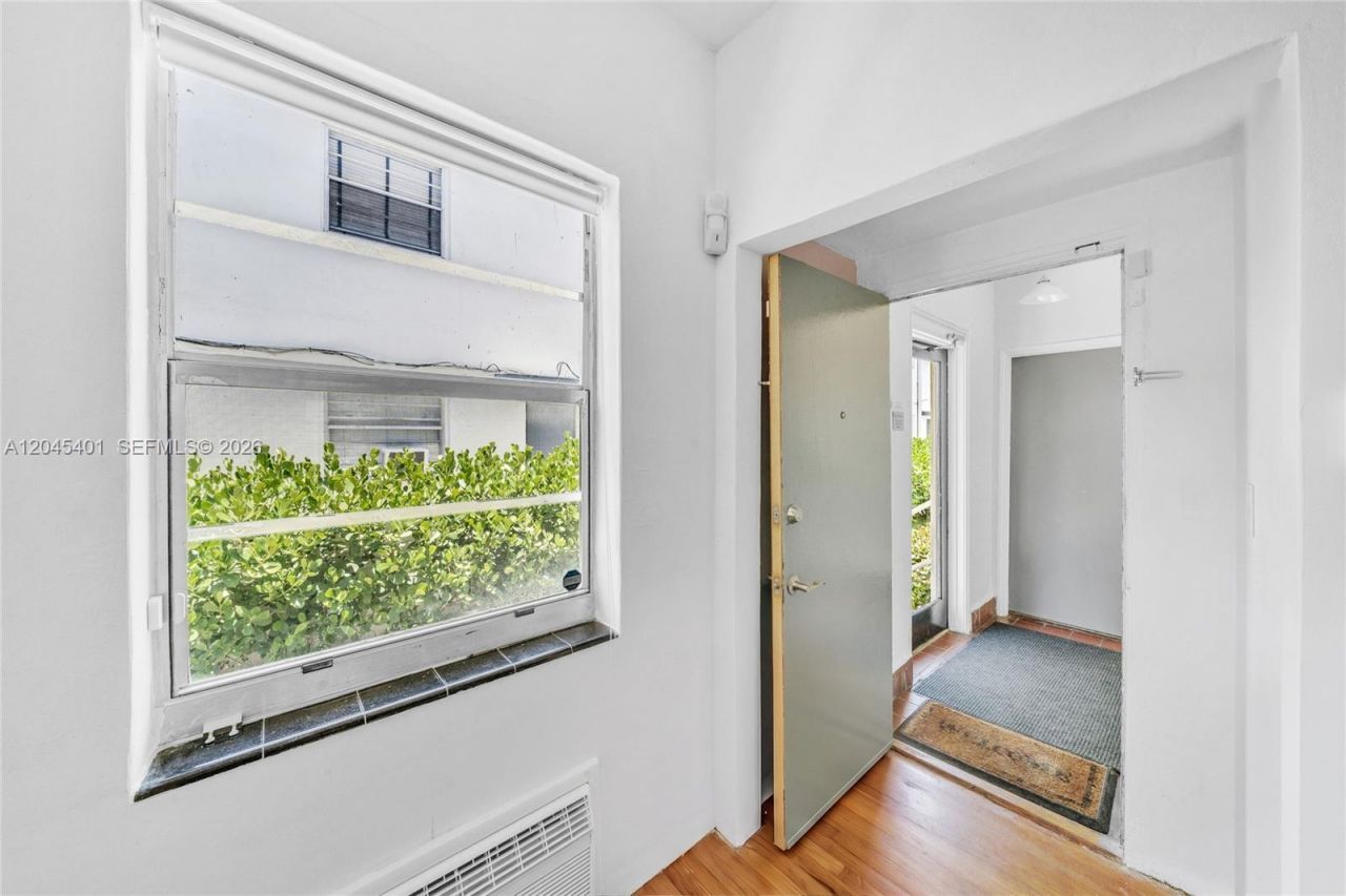 1559 Meridian Ave , Unit 108, Miami Beach, FL 33139 Photo