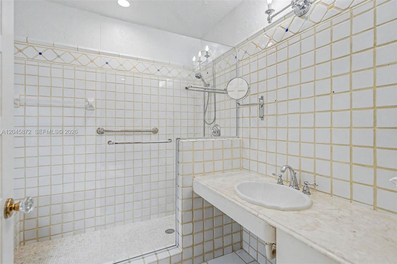 13470 SW 67th Ave , Pinecrest, FL 33156 Photo