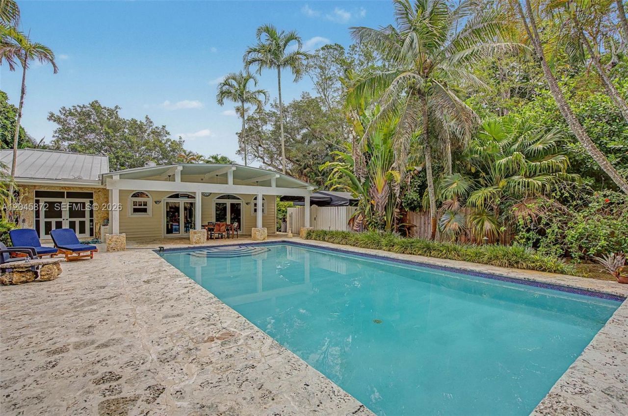 13470 SW 67th Ave , Pinecrest, FL 33156 Photo