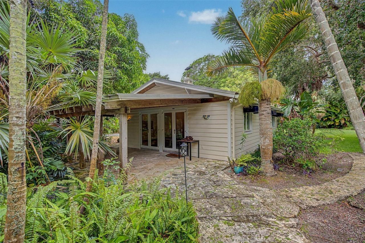 13470 SW 67th Ave , Pinecrest, FL 33156 Photo