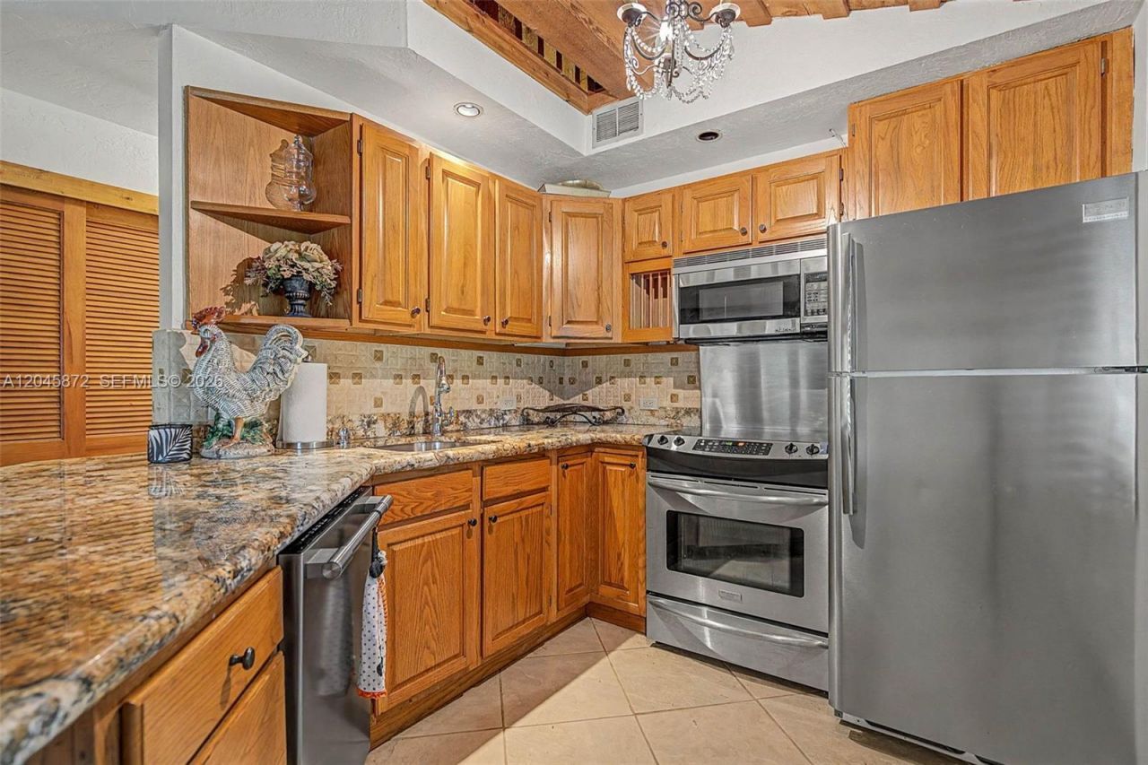 13470 SW 67th Ave , Pinecrest, FL 33156 Photo