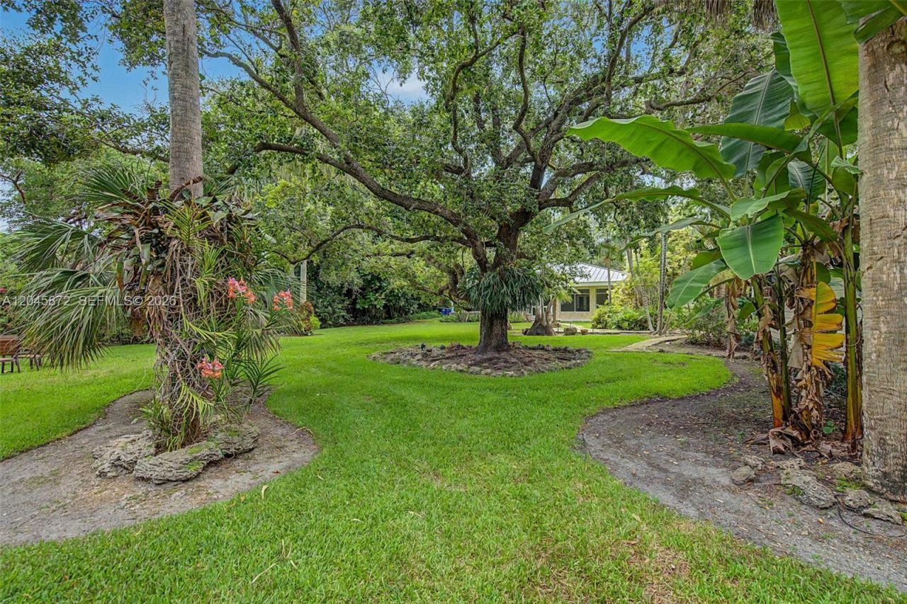 13470 SW 67th Ave , Pinecrest, FL 33156 Photo