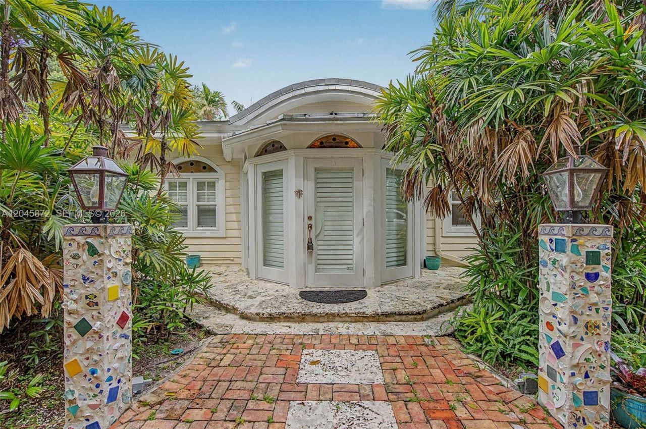 13470 SW 67th Ave , Pinecrest, FL 33156 Photo