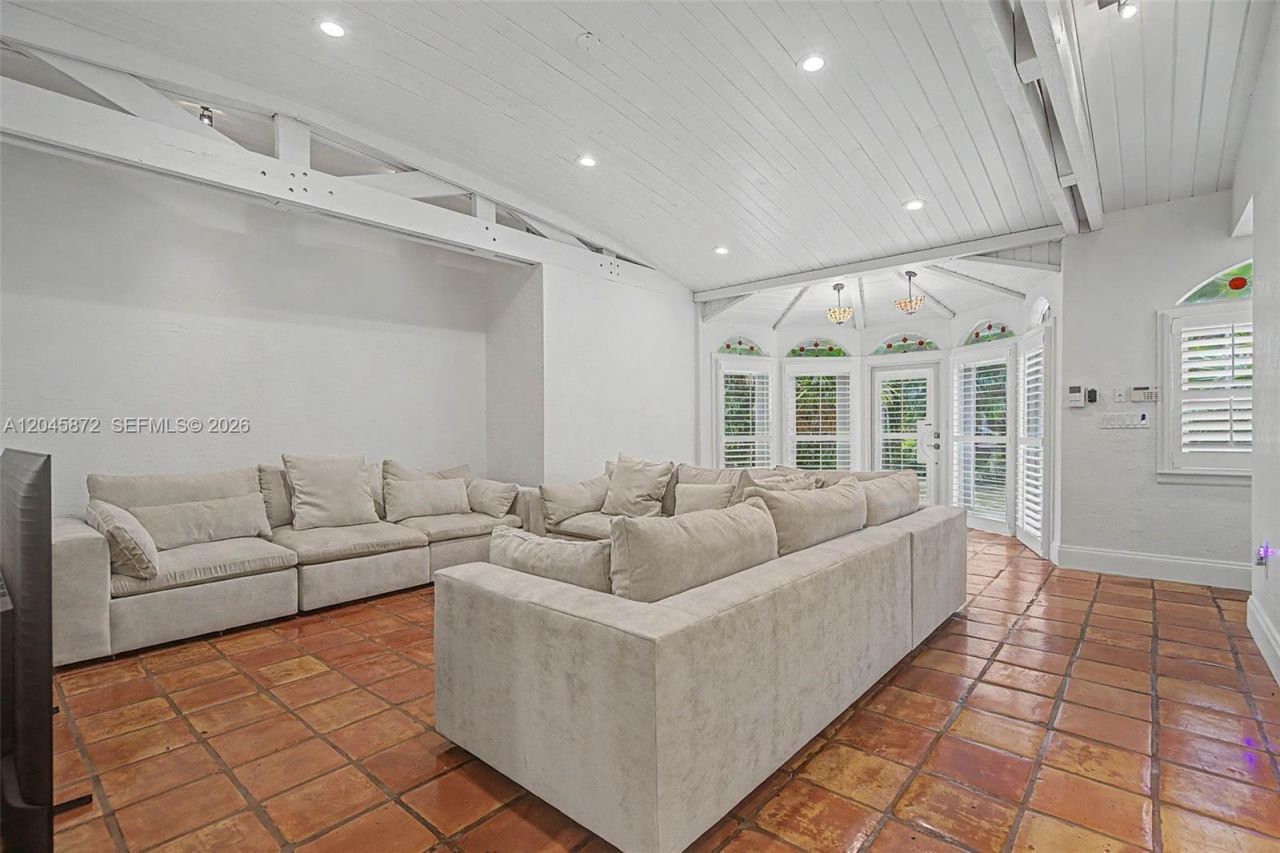 13470 SW 67th Ave , Pinecrest, FL 33156 Photo