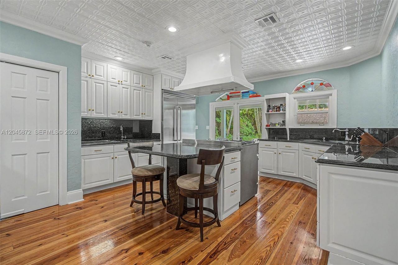 13470 SW 67th Ave , Pinecrest, FL 33156 Photo