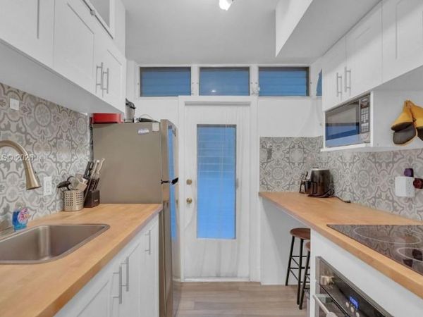 1400 Pennsylvania Ave , Unit 15, Miami Beach, FL 33139