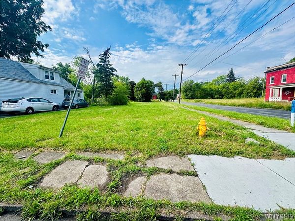 1164 Whitney Avenue , Niagara Falls, NY 14301