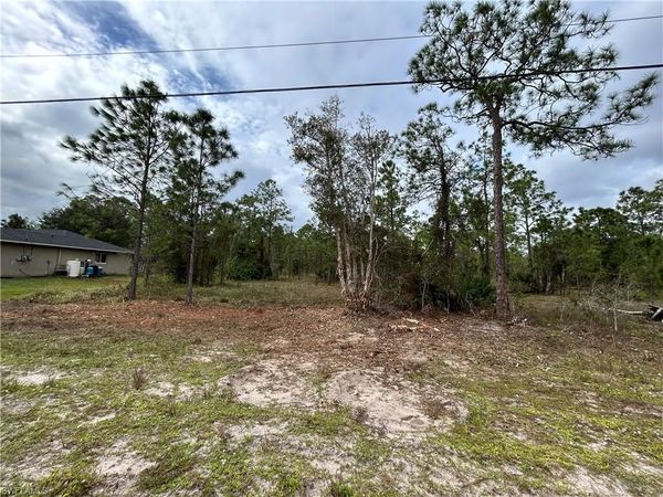 445 Jaguar BLVD , LEHIGH ACRES, FL 33936