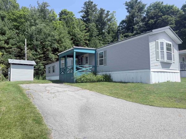 19 Hilltop Manor Mobile Home Park, Littleton, NH 03561