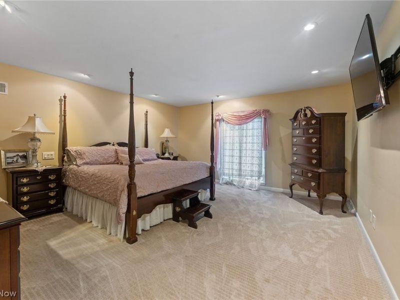 5685 Engleton Lane , Girard, OH 44420 Photo 28