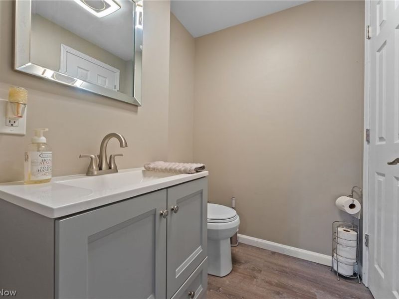 5685 Engleton Lane , Girard, OH 44420 Photo 30