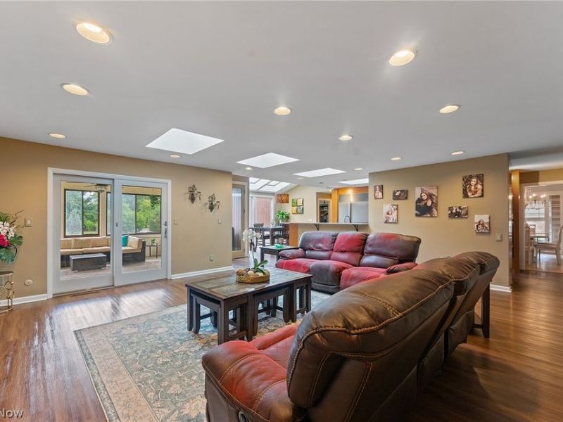 5685 Engleton Lane , Girard, OH 44420 Photo 7
