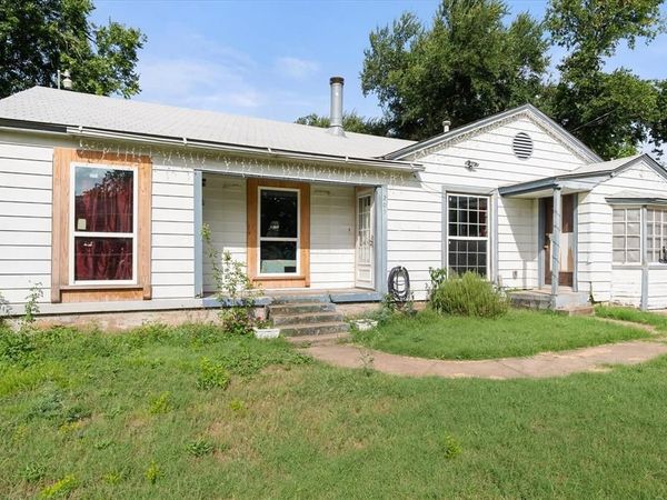 205 fannin Street , Hutchins, TX 75141
