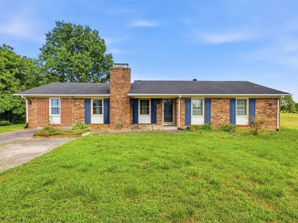310 Old Union Church Road , Bowling Green, KY 42104