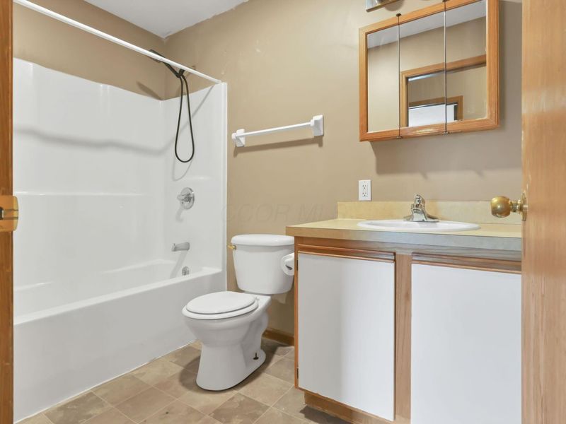 18 Neil Street , Delaware, OH 43015 Photo 13
