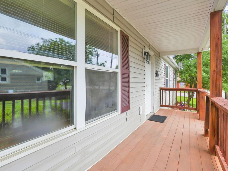 18 Neil Street , Delaware, OH 43015 Photo 3