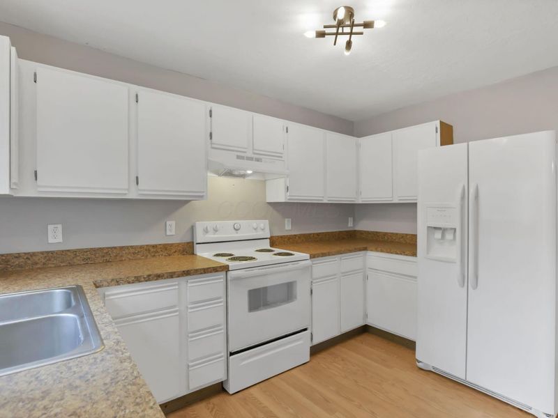 18 Neil Street , Delaware, OH 43015 Photo 9