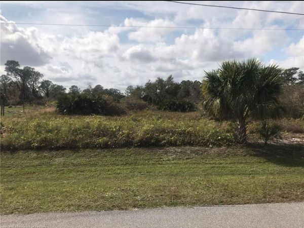 1995 Clam Drive, Sebring, FL 33870