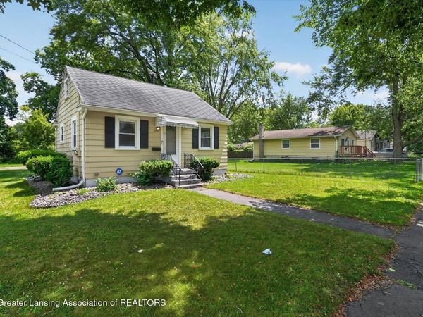 3901 Lowcroft Avenue, Lansing, MI 48910