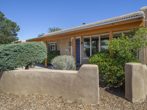 3915 Smith Avenue SE, Albuquerque, NM 87108