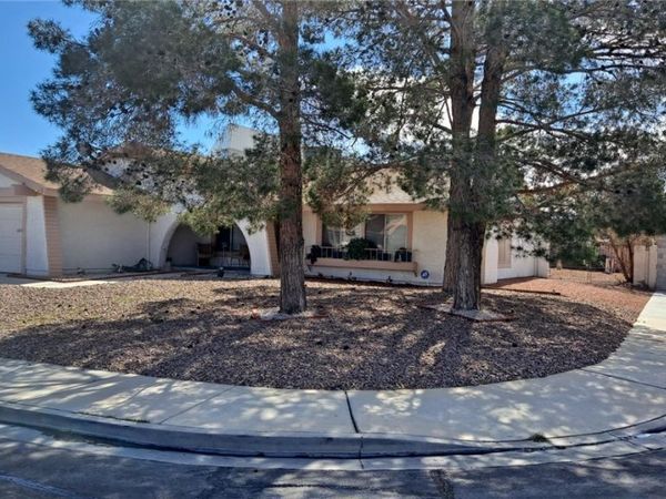 6221 Peppermill Drive, Las Vegas, NV 89146