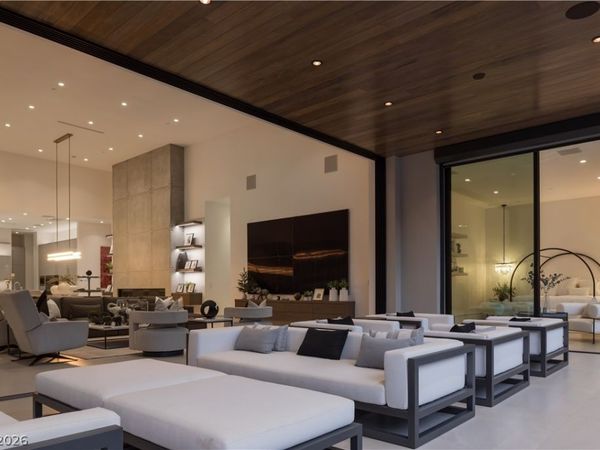 91 Sun Glow Lane , Las Vegas, NV 89135