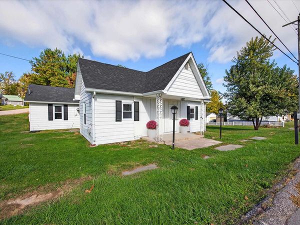 220 S 2nd Street, Ellettsville, IN 47429