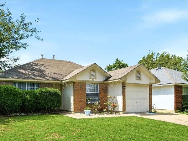 310 Raintree DR, Georgetown, TX 78626