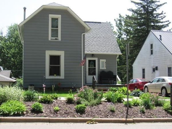 311 N Huber Street , Anamosa, IA 52205
