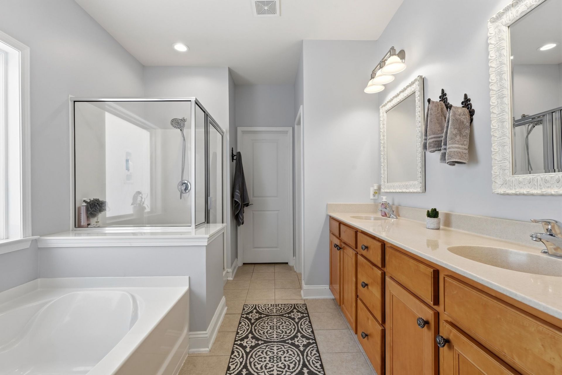 3806 Seedling Ct. Photo 17