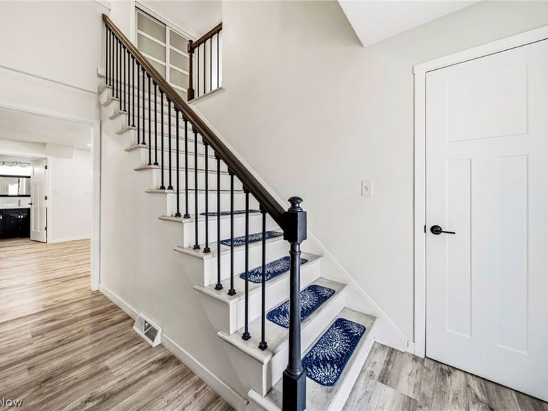 631 Dwight Drive, Bay Village, OH 44140 Photo 7