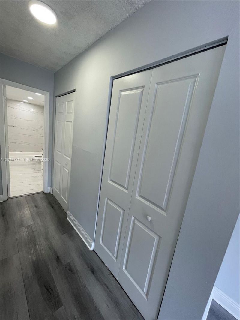 13685 NE 10th Ave, Unit 301, North Miami, FL 33161 Photo
