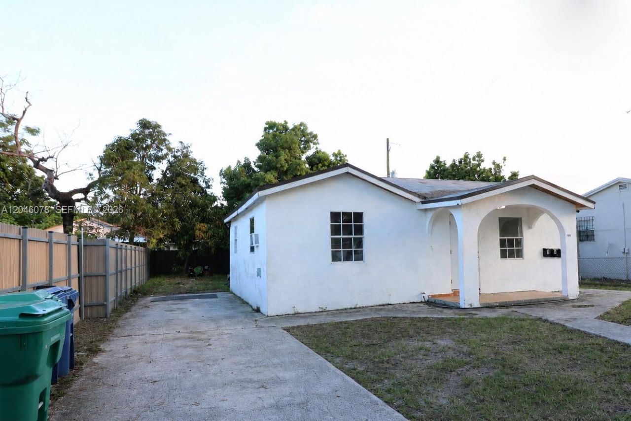 1768 NW 112th Ter, Unit 1, Miami, FL 33167 Photo