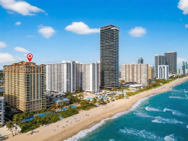 2080 S Ocean Dr , Unit 1711, Hallandale Beach, FL 33009