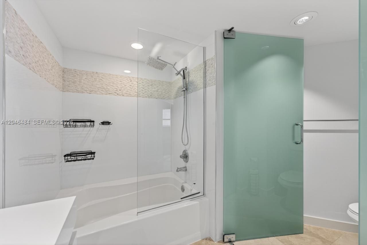 2080 S Ocean Dr , Unit 1711, Hallandale Beach, FL 33009 Photo