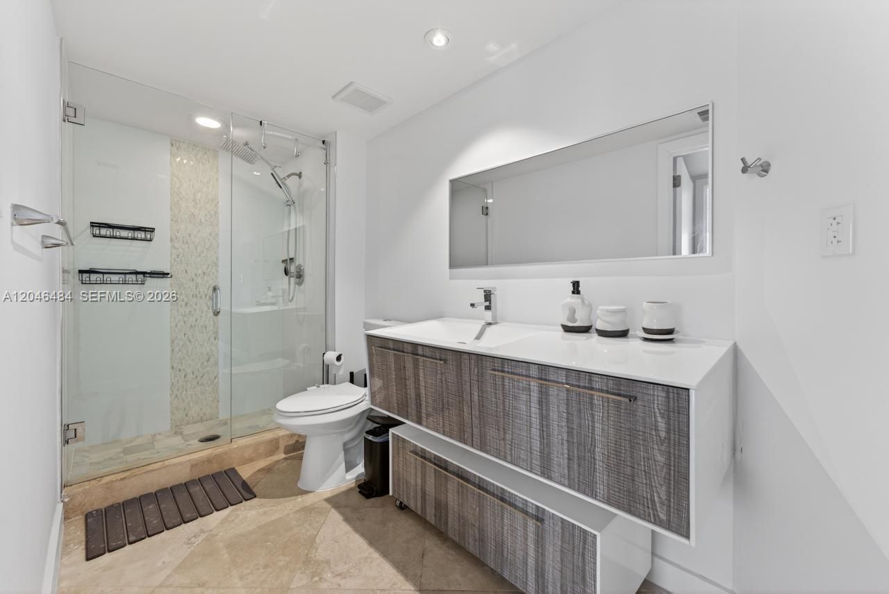 2080 S Ocean Dr , Unit 1711, Hallandale Beach, FL 33009 Photo